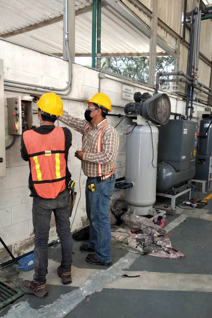 SIECO
Sistemas Eléctricos Comerciales - Estructuras y Montajes